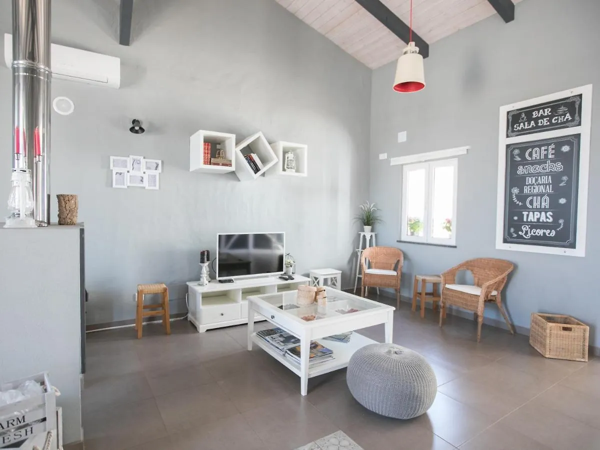 Farm stay Quinta Dos I'S - Algarve Villa Ferrarias