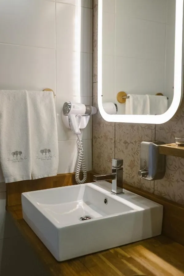 Farm stay Quinta Dos I'S - Algarve Villa Ferrarias